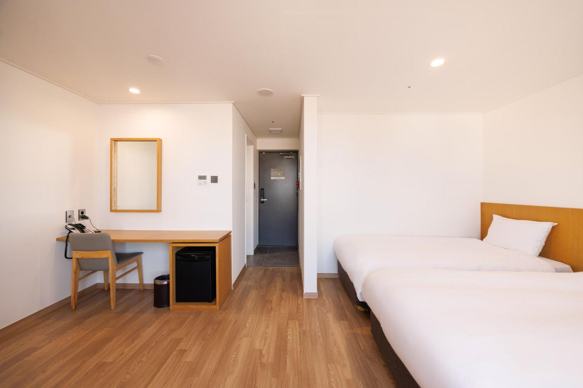 Kenny Stay Jeju Mosulpo Seogwipo Exterior foto